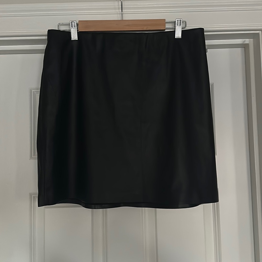 Express brand NWT leather mini skirt
